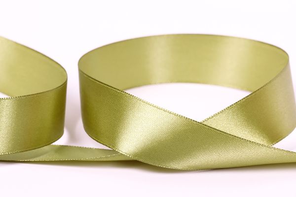 Лента атласная 1-сторонняя 25.0 мм / 33±2 метра, 087 зелено-хаки, Gamma