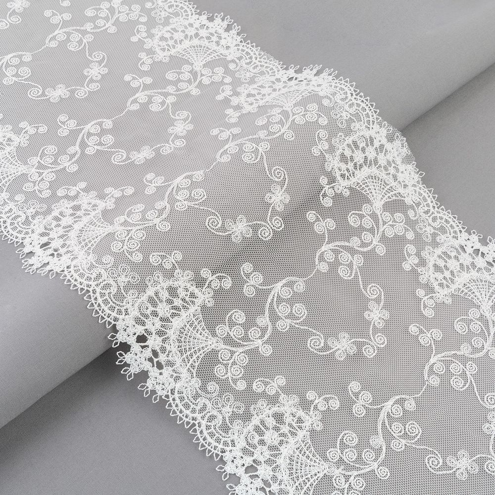 Кружево на сетке широкое 220 мм / 10±0.2 м, Турция, экрю, Gamma GCKM-220-02