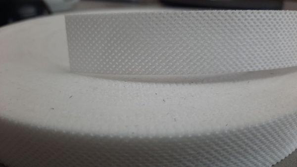 Кант-усилитель для края и шва изделия 10 мм / 50 метров, белый