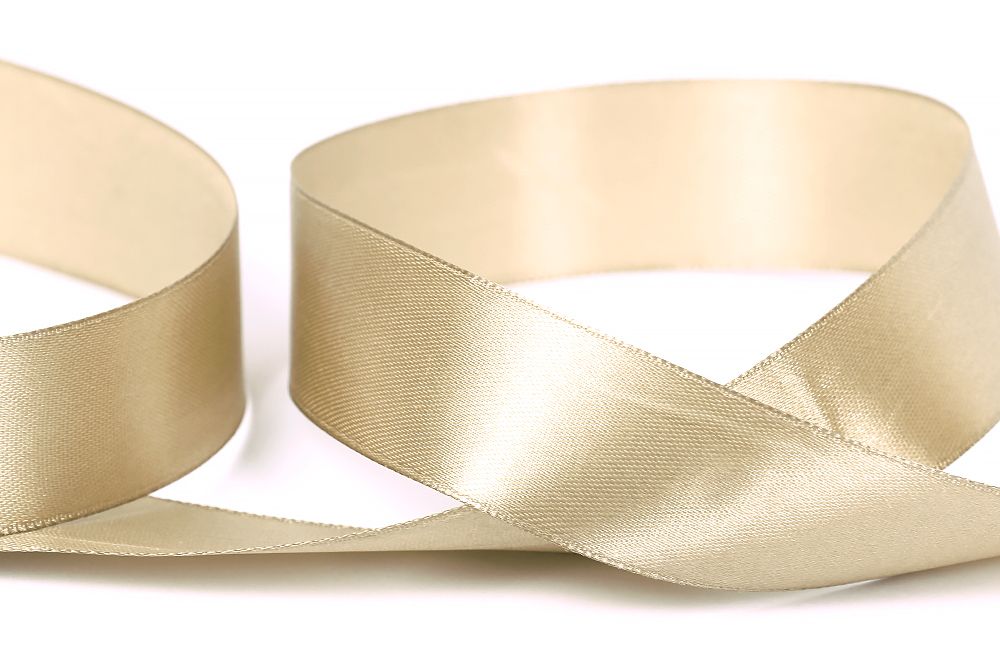 Лента атласная 1-сторонняя 25.0 мм / 33±2 метра, 118 св.бежевый, Gamma