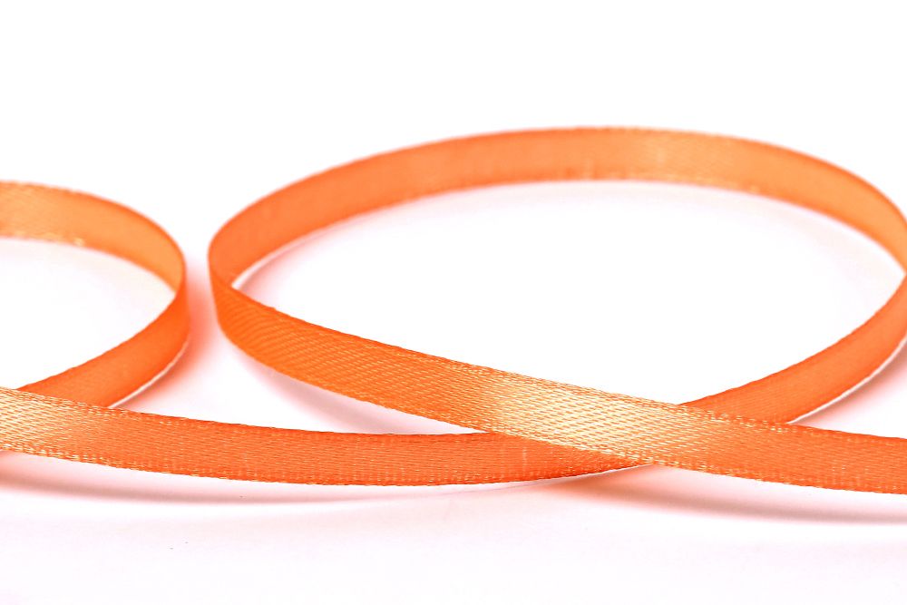 Лента атласная 1-сторонняя 6.0 мм / 33±2 метра, 155 св-оранжевый, Gamma