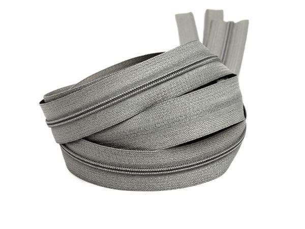 Молния рулонная витая (спираль) Т3 (3 мм) УСИЛЕННАЯ, НА БОБИНЕ, S-181 серый (цв.SBS) / кор. 1200 метров