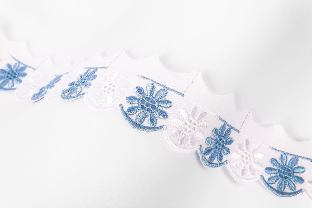 Кружево шитьё 35 мм / 8.8 м, бело-голубой, Gamma 950