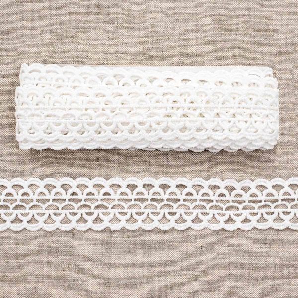 Кружево гипюр (плетёное) 33 мм, 3,4 м, ±4 см, белый