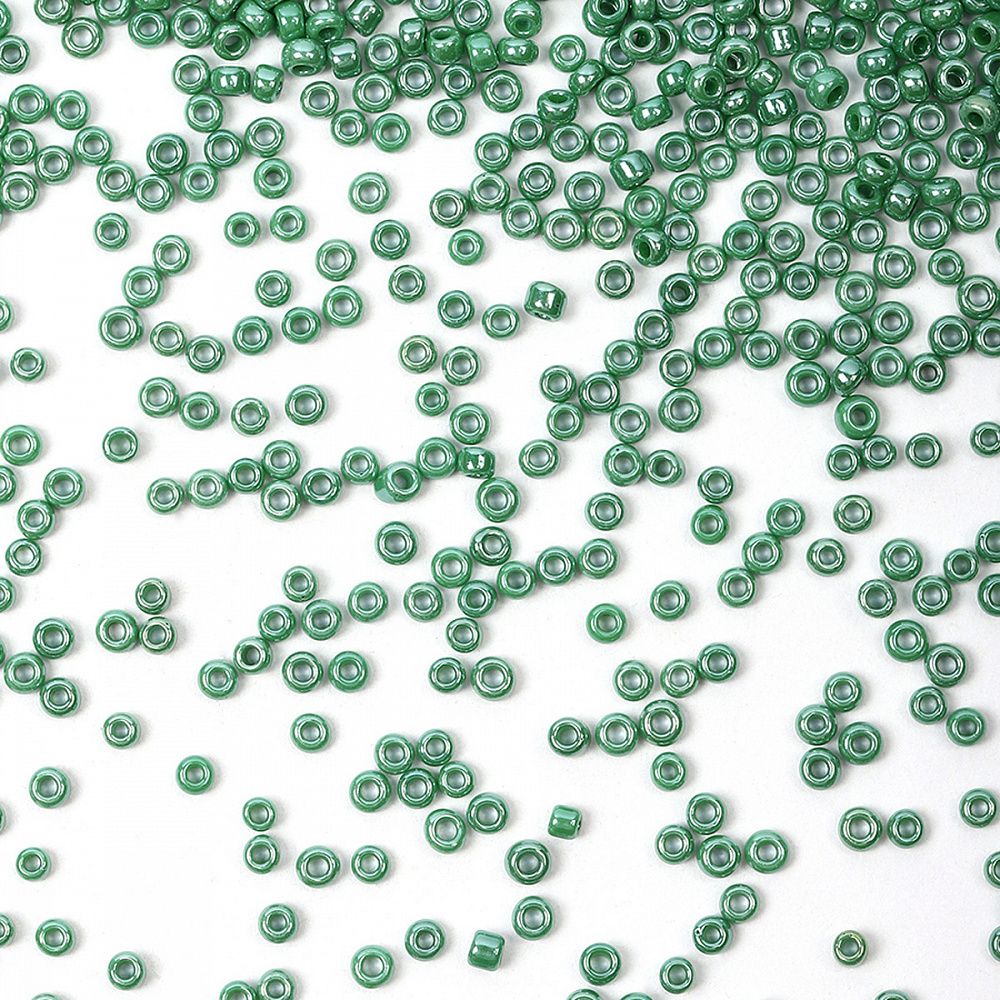 Бисер Magic4Hobby 12/0 (2 мм), 450 г, цв. 127, арт. OL.10/0