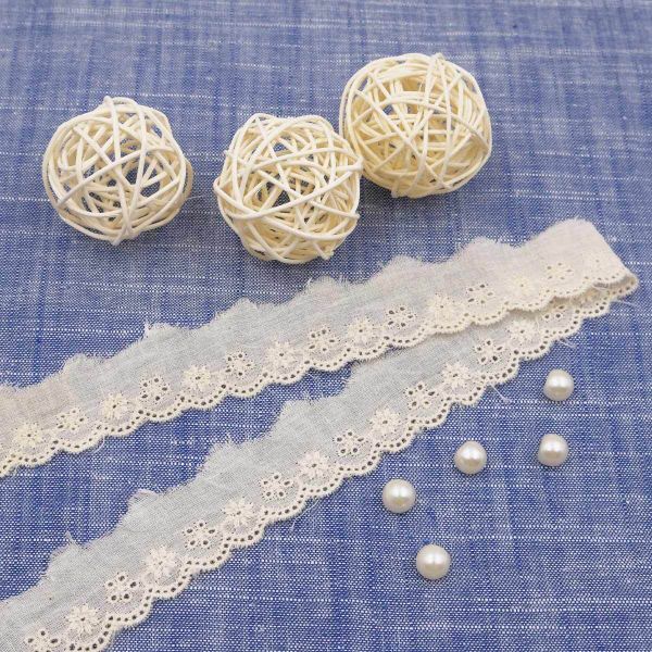 Кружево шитьё 30 мм / 13.72 м, 100% хлопок, неотбеленный