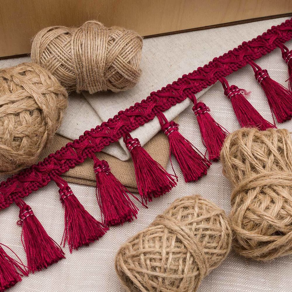 Бахрома отделочная 70.0 мм / 10 метров, с кистями 274 бордо