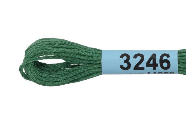 Мулине Gamma 100% хлопок, цв.3246 зеленый, 24 мотка по 8 метров