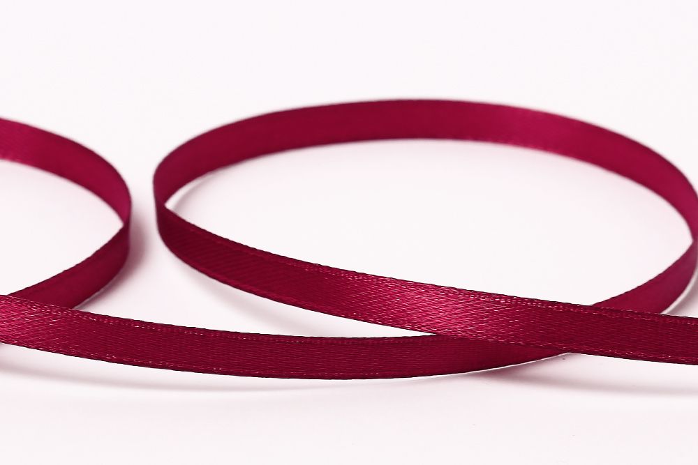 Лента атласная 1-сторонняя 6.0 мм / 33±2 метра, 135 бордовый, Gamma