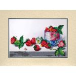 Набор для вышивания бисером Hobby&Pro, Клубника, 30х20 см