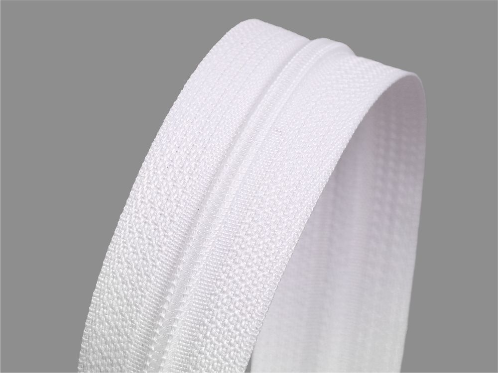 Молния рулонная витая (спираль) Т3 (3 мм) УСИЛЕННАЯ, НА БОБИНЕ, S-501 белая (цв.SBS) / кор. 1200 метров