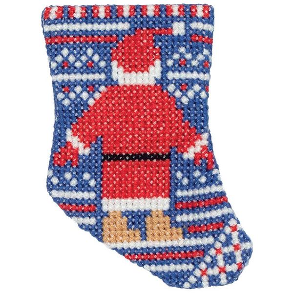 Набор для вышивания нитками Klart, Носочек с Дедом Морозом, 6х8,5 см