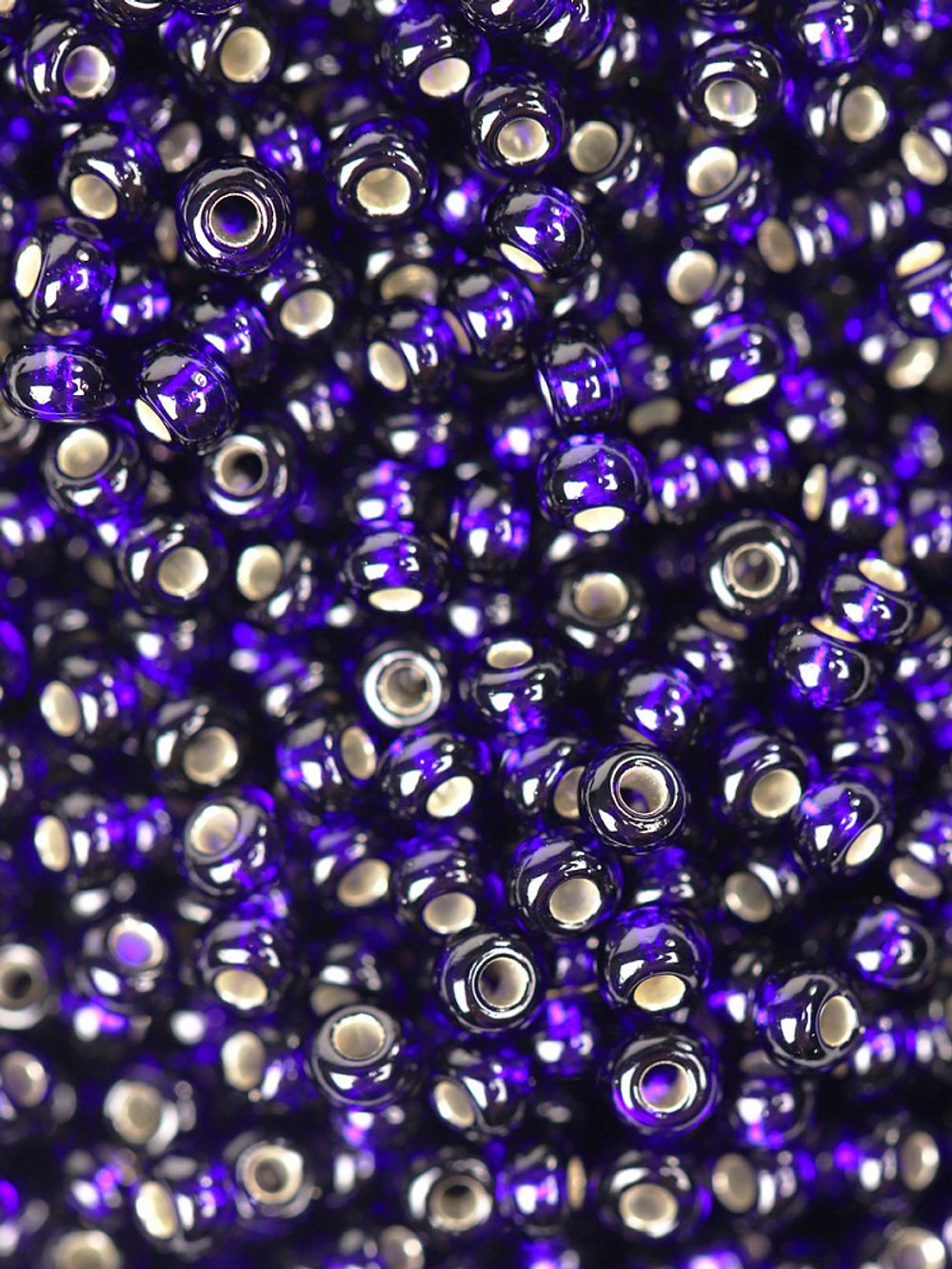 Бисер Preciosa 10/0 (2.3 мм), 50 г, TSL цв. 37110/331-19001