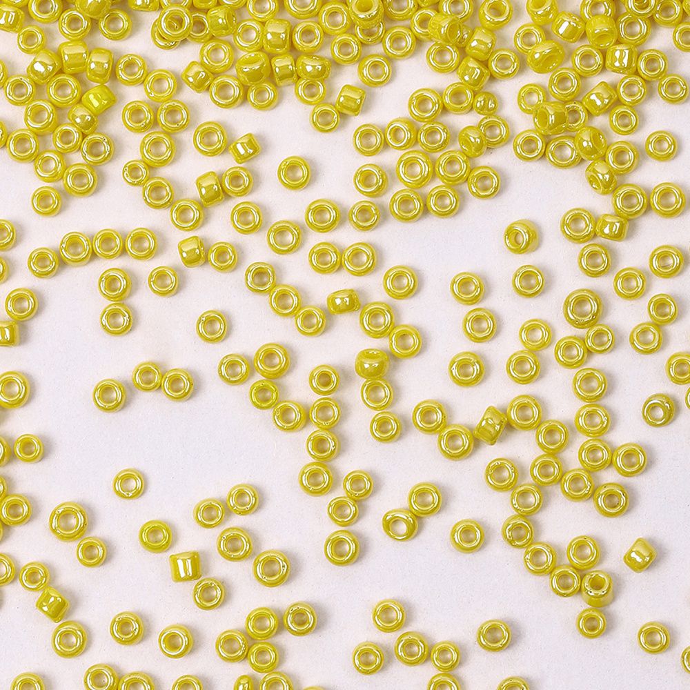 Бисер Magic4Hobby 12/0 (2 мм), 450 г, цв. 122, арт. OL.10/0