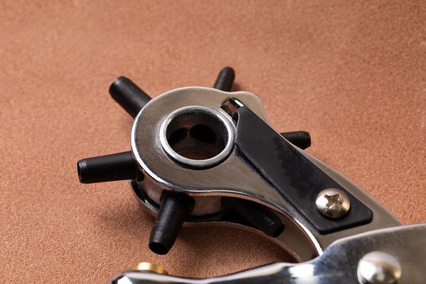 Щипцы-пробойник, 6 насадок, Micron HPU-10