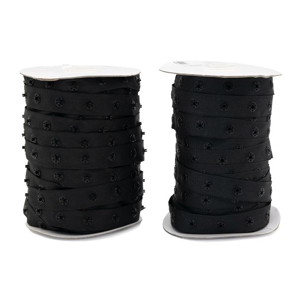 Кнопки пластиковые на тесьме (кн. ⌀ 7мм, тесьма 18 мм, шаг 1.7 см), цв.черный, 45.7м