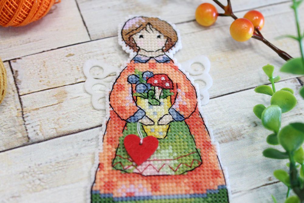 Набор для вышивания нитками МП Студия (Жар-птица), Ангел осени, 13х6 см