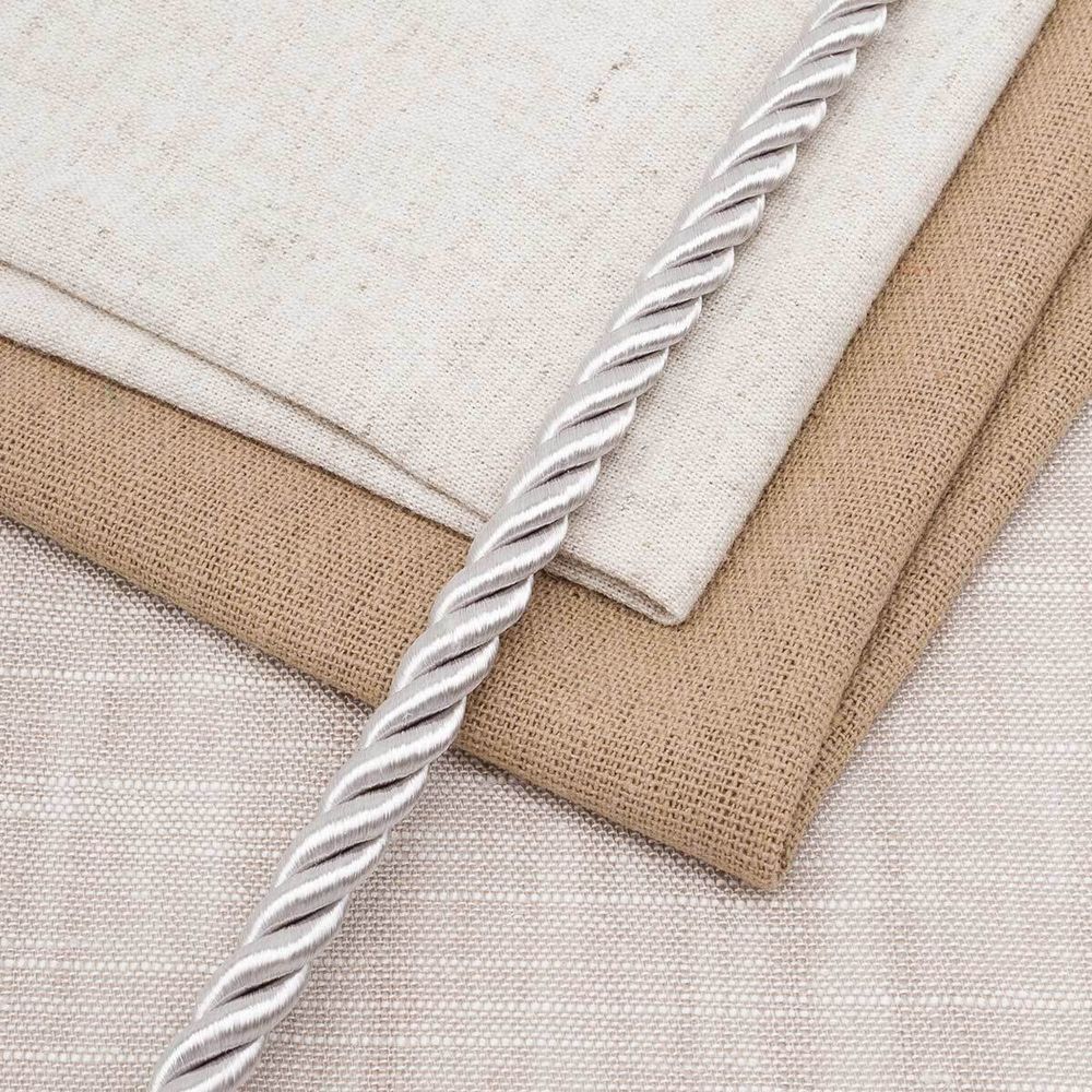 Шнур витой 8мм / 18,29м, 152 серебро