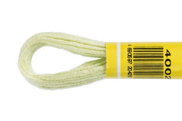 Мулине ПНК им.Кирова цв.4002 св. салатовый, 24 мотка по 8 метров