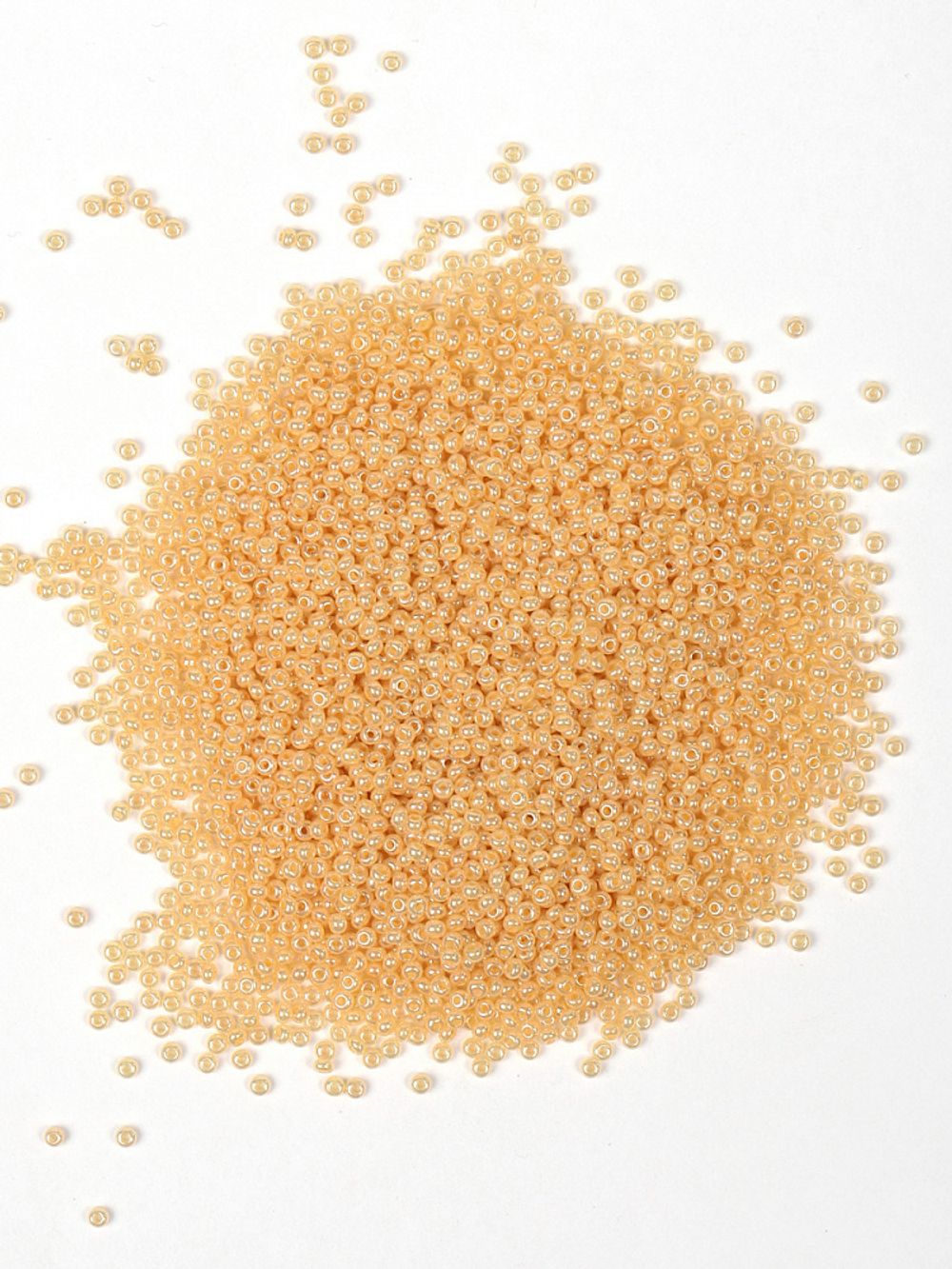 Бисер Preciosa 10/0 (2.3 мм), 50 г, Shell цв. 47185/331-19001