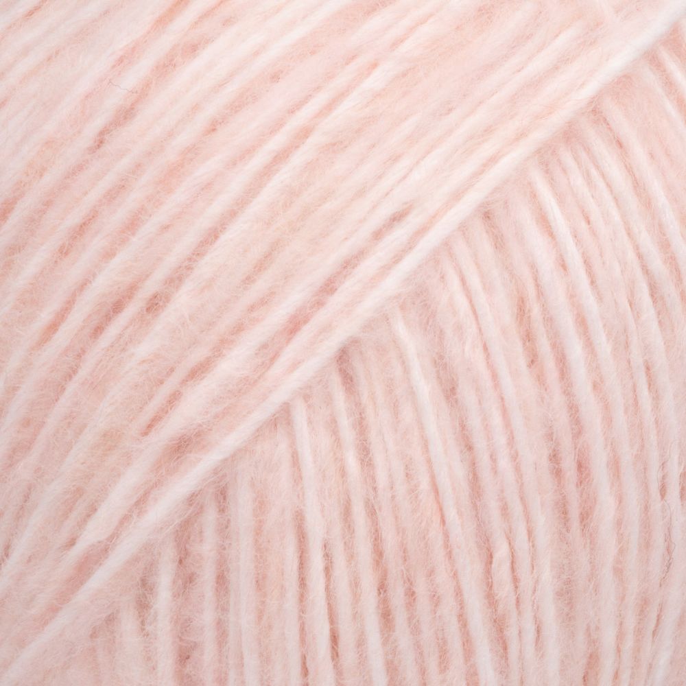 Пряжа Astra Premium (Астра Премиум) Ласка / уп.3 мот. по 100 г, 370 м, 029 молочный