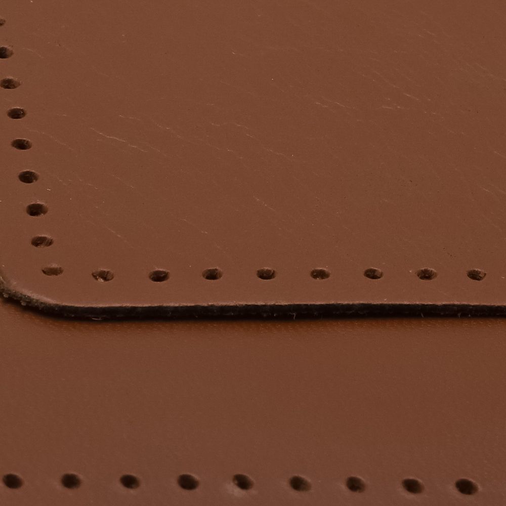 Заплатки пришивные из кожи, квадрат 8см с перфорацией, 2 шт, 100% кожа, 02 светло-коричневый, 9122