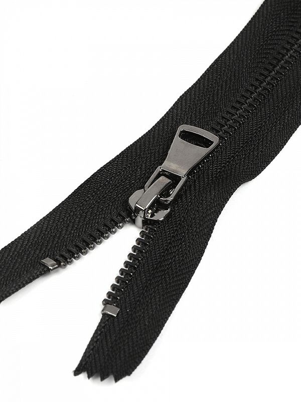 Молния металл Т5 (5 мм) 2 зам., разъем., 110 см, черный никель шлиф.звено, цв.F322 черный, 1 шт, Mzip