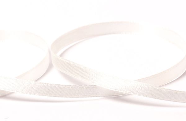 Лента атласная 1-сторонняя 6.0 мм / 33±2 метра, 042 молочный, Gamma
