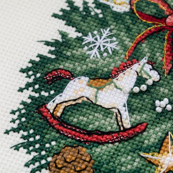 Набор для вышивания нитками Panna, Золотая серия. Викторианский венок, 29х29 см