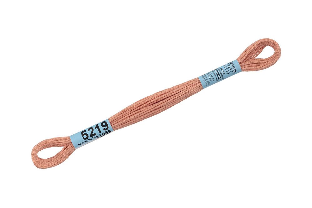 Мулине Gamma 100% хлопок, цв.5219 бежево-розовый, 24 мотка по 8 метров