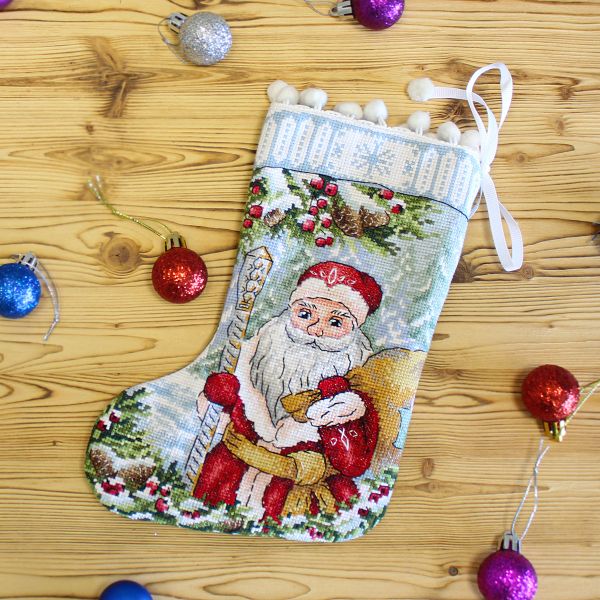 Набор для вышивания нитками МП Студия, В шаге от сказки, 24х16 см