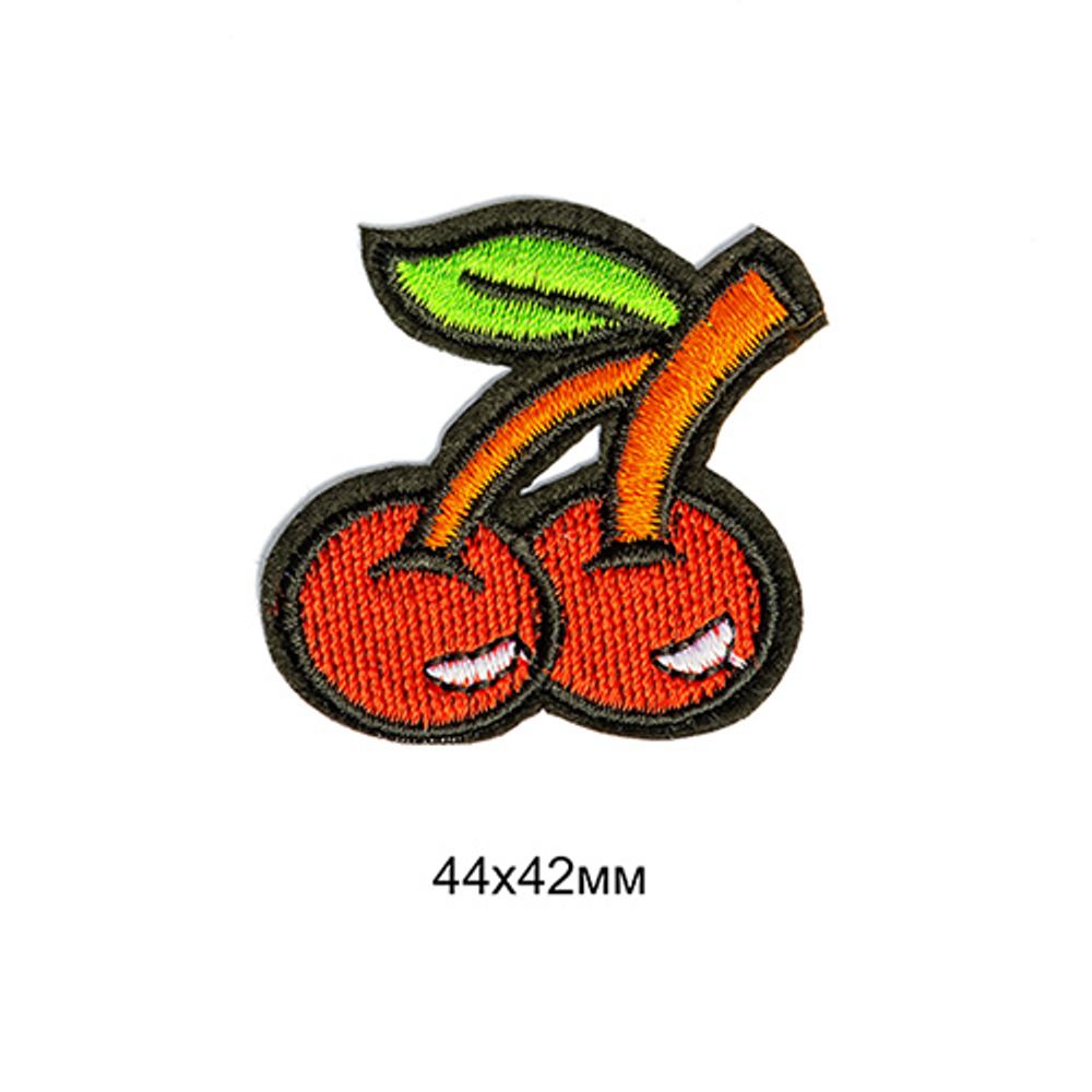 Термоаппликация вышитая Вишенка 10 шт 4,4х4,2 см Термоаппликация вышитая Вишенка 10 шт 4,4х4,2 см