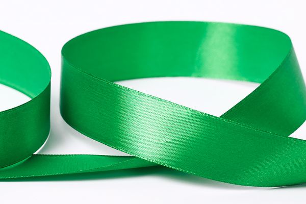 Лента атласная 1-сторонняя 25.0 мм / 33±2 метра, 090 ярко-зеленый, Gamma