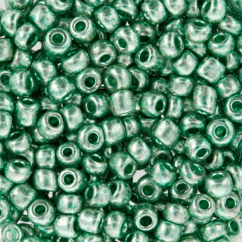 Бисер Zlatka 8/0 (2.9 мм), 100 г (10х10 г), №0567 т.зеленый, GR