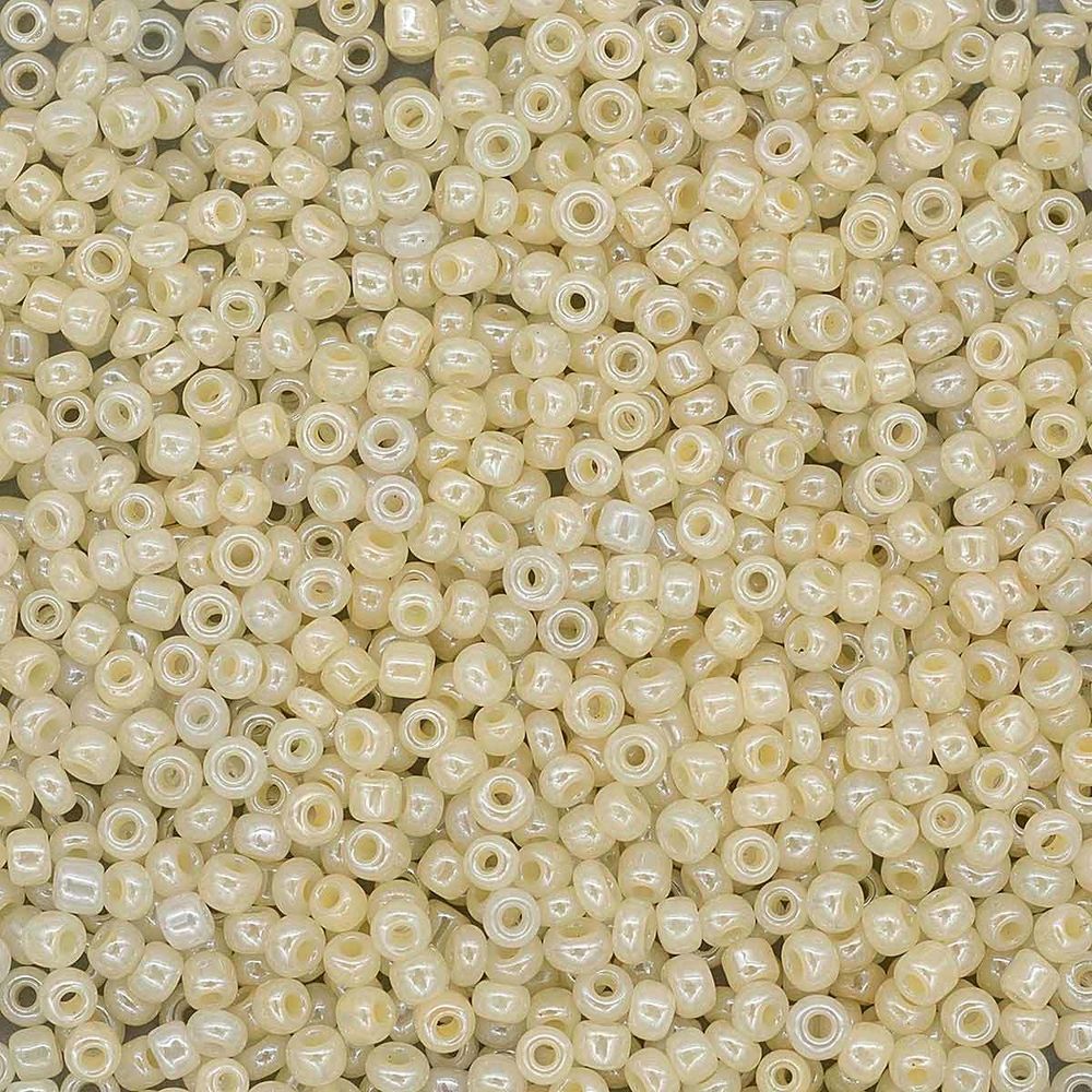 Бисер Astra&amp;Craft 11/0 (2.1 мм), 200 г (10х20 г), цв. 142 св.бежевый/жемчужный