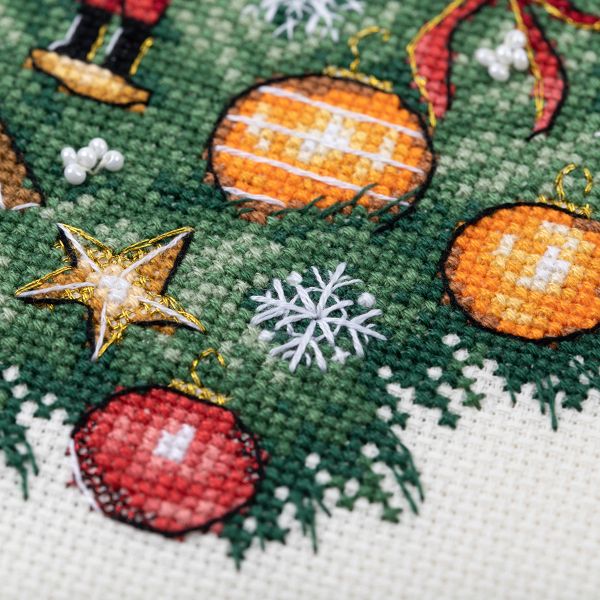 Набор для вышивания нитками Panna, Золотая серия. Викторианский венок, 29х29 см