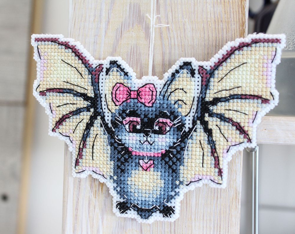 Набор для вышивания нитками МП Студия (Жар-птица), Летучая леди, 9х12 см