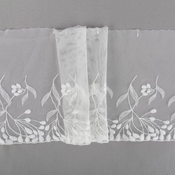 Кружево бельевое эластичное 190 мм / 3±0.2 метра, на сетке, Турция, экрю, Gamma GKME-19001