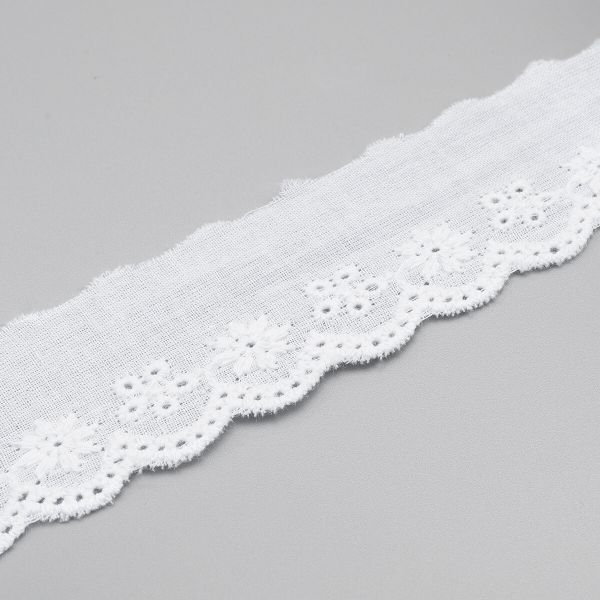 Кружево шитьё 30 мм / 13.72 м, 100% хлопок, белоснежный