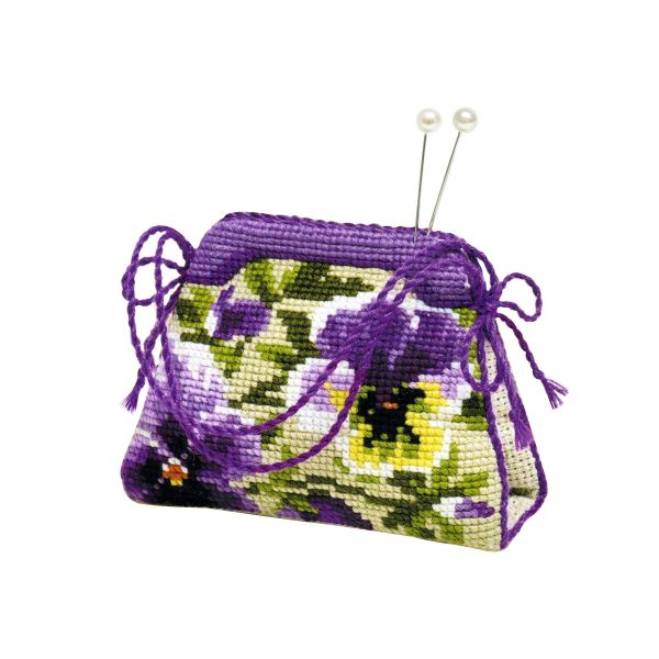 Набор для вышивания нитками Риолис, Игольница-сумочка Анютины глазки, 11х8 см