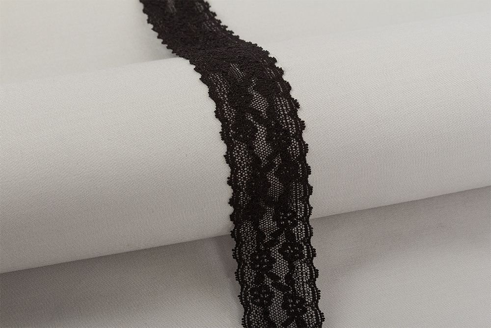 Кружево эластичное (стрейч) 40 мм / 25 м, черный, Blitz BL-24