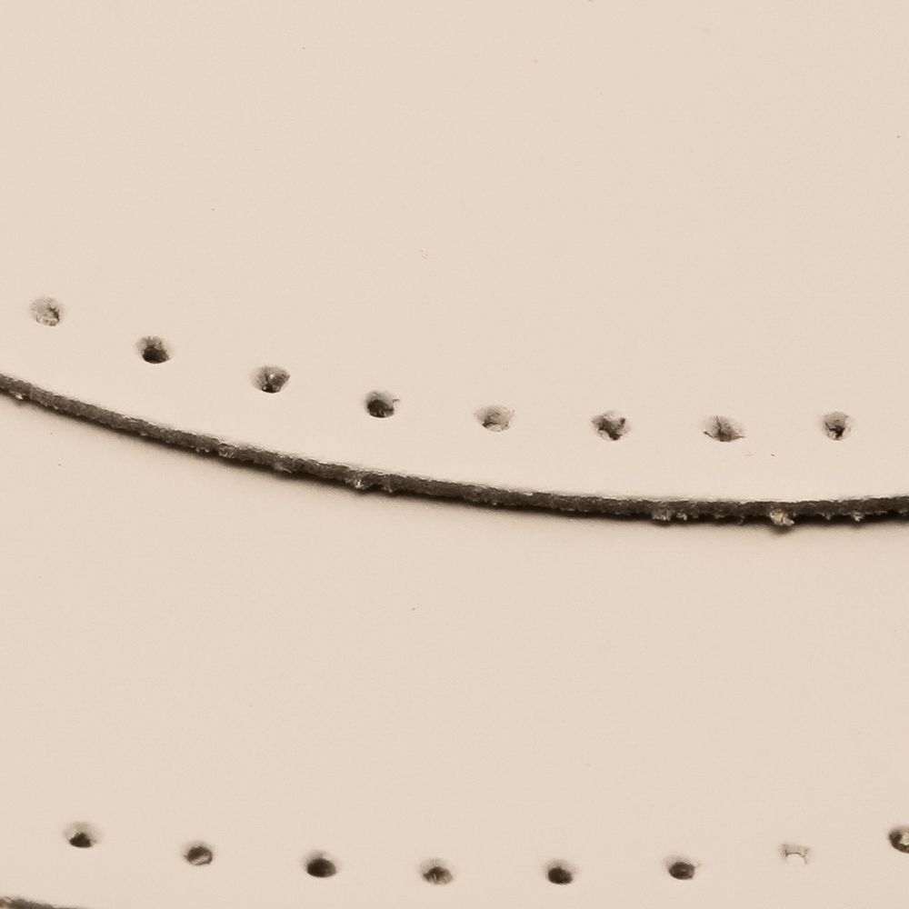 Заплатки пришивные из кожи, овал 8х10,9см с перфорацией, 2 шт, 100% кожа, 06 бежевый, 9124