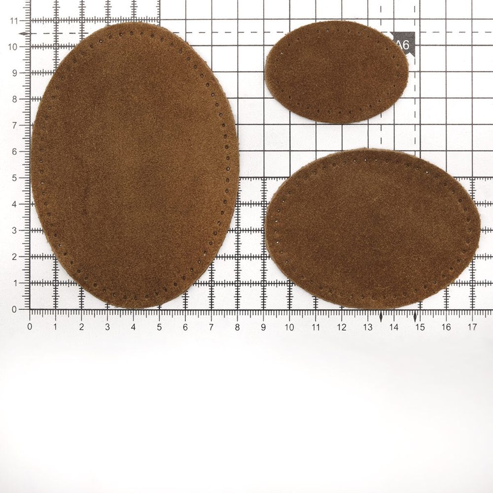 Набор заплаток пришивных из замши, овал 4х5,5см, 6х8,2см, 8х10,9см, с перфорацией, 3 шт (32 кэмел), 59404