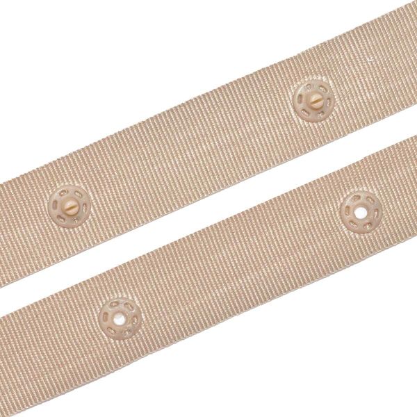 Кнопки пластиковые на тесьме (кн. ⌀ 7мм, тесьма 18 мм, шаг 1.7 см), бежевый, 45.7м