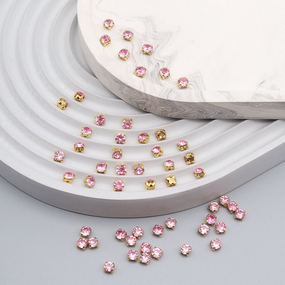 Хрустальные стразы в цапах/золото, 4мм, 50 шт, Astra&Craft, светло-розовый, 4AR159/166