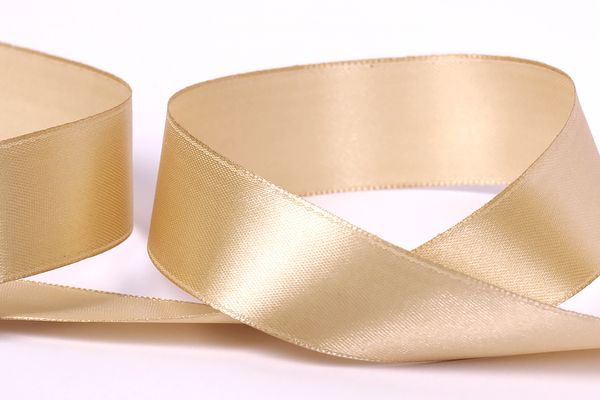 Лента атласная 1-сторонняя 25.0 мм / 33±2 метра, 006 св.персиковый, Gamma