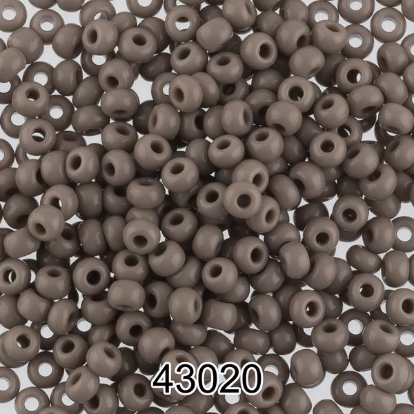 Бисер Preciosa 10/0 (2.3 мм), 500 г, 43020 (Ф291) серый