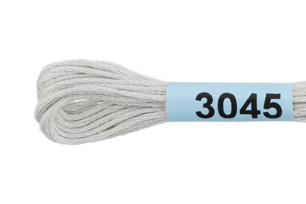 Мулине Gamma 100% хлопок, цв.3045 св.серый, 24 мотка по 8 метров