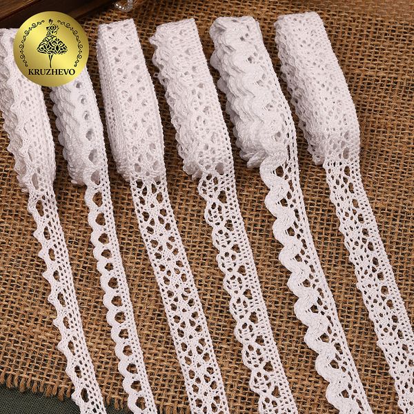 Набор вязаного кружева Kruzhevo №4 цв.белый (6 дизайнов по 4,5м)