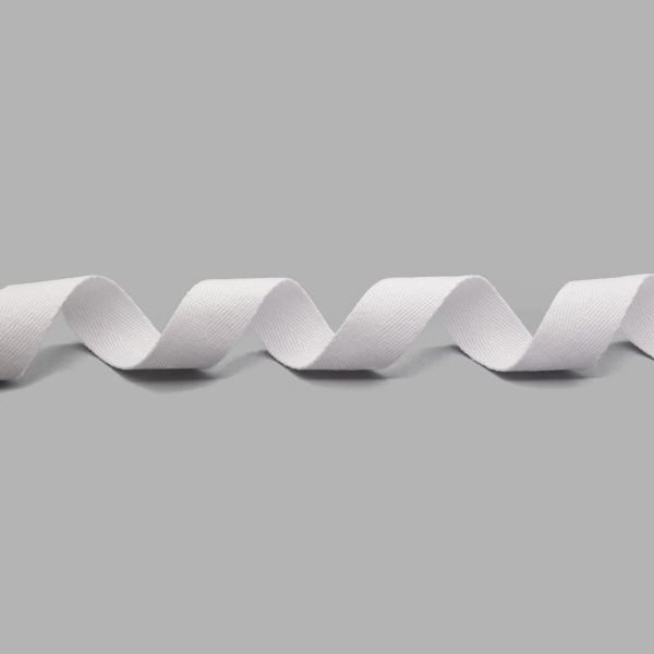 Тесьма (лента) киперная п/э+виск. 22 мм / 50 метров, 07-1019 (01 белый)